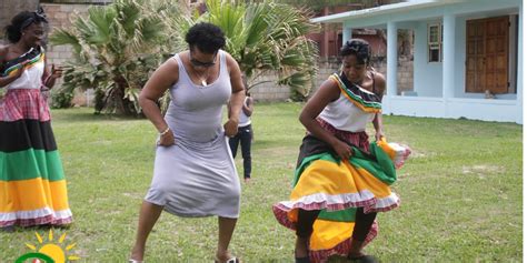 dancing crab song|jamaican reggae dancers.
